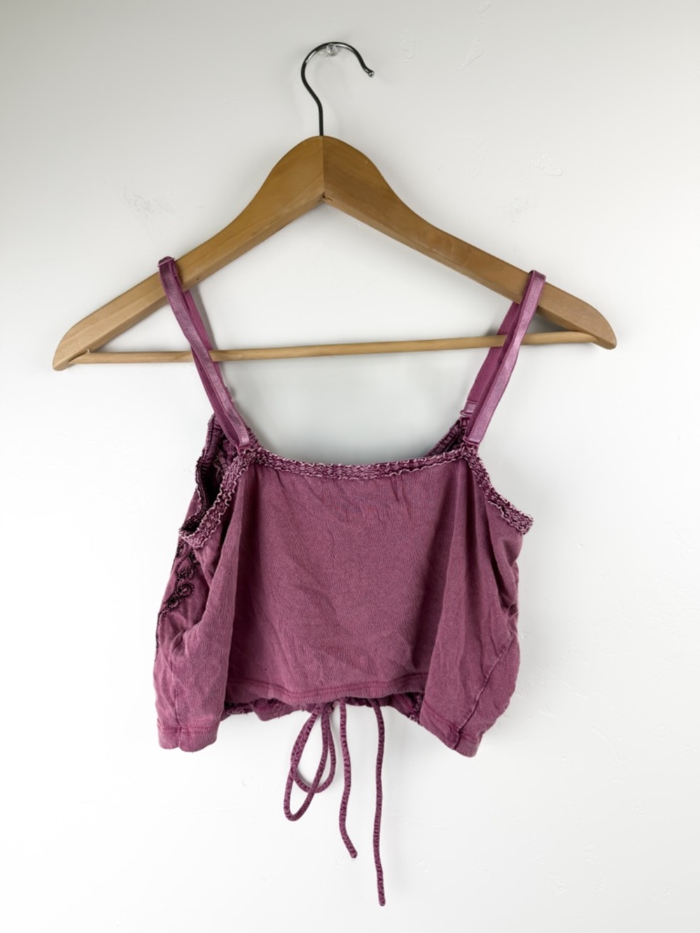 Urban Outfitters Embroidered Lace Up Crop Cami Top Size M - Picture 2 of 4